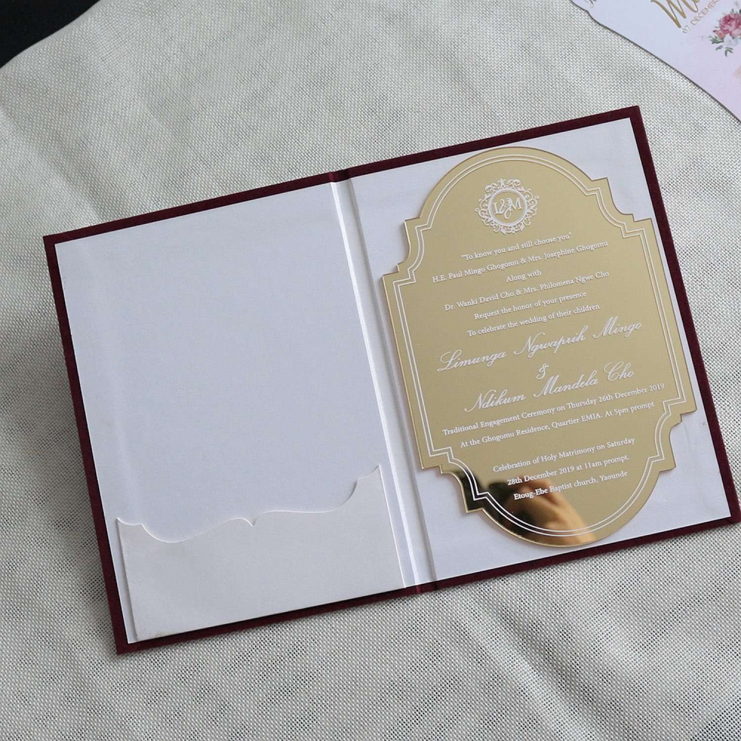 Gold Mirror Invitation Card With Velvet Holder Foiling Printing Wine Red